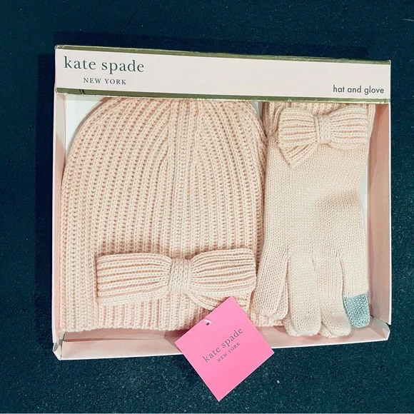 NWT Kate Spade Bow Beanie Hat and Glove Set Kate Spade Bow Beanie Hat and Gloves Set Heather Gray New in  main image 4